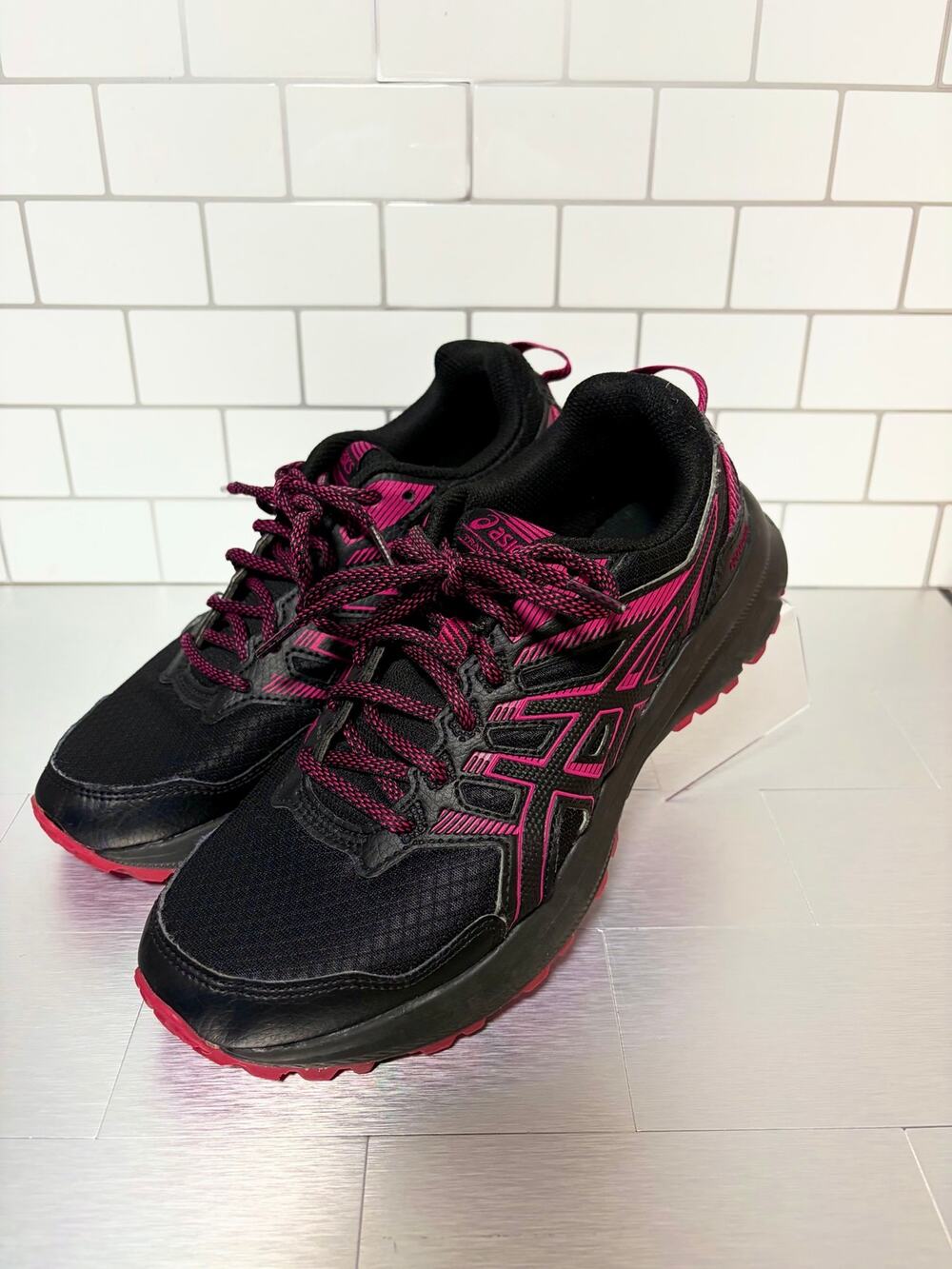 ASICS Trail Scout 2 Women’s 8.5 Black Fuchsia Trail Running Shoes